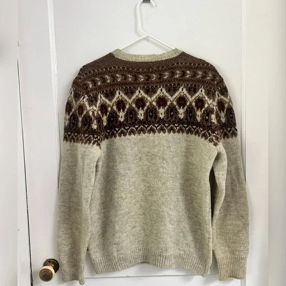 Vintage Finnwear by Delvi Hand Knit Wool Fair Isle Cardigan Size M - Picture 4 of 4